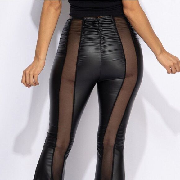 Mesh detailed flared pants - Picture 2 of 5